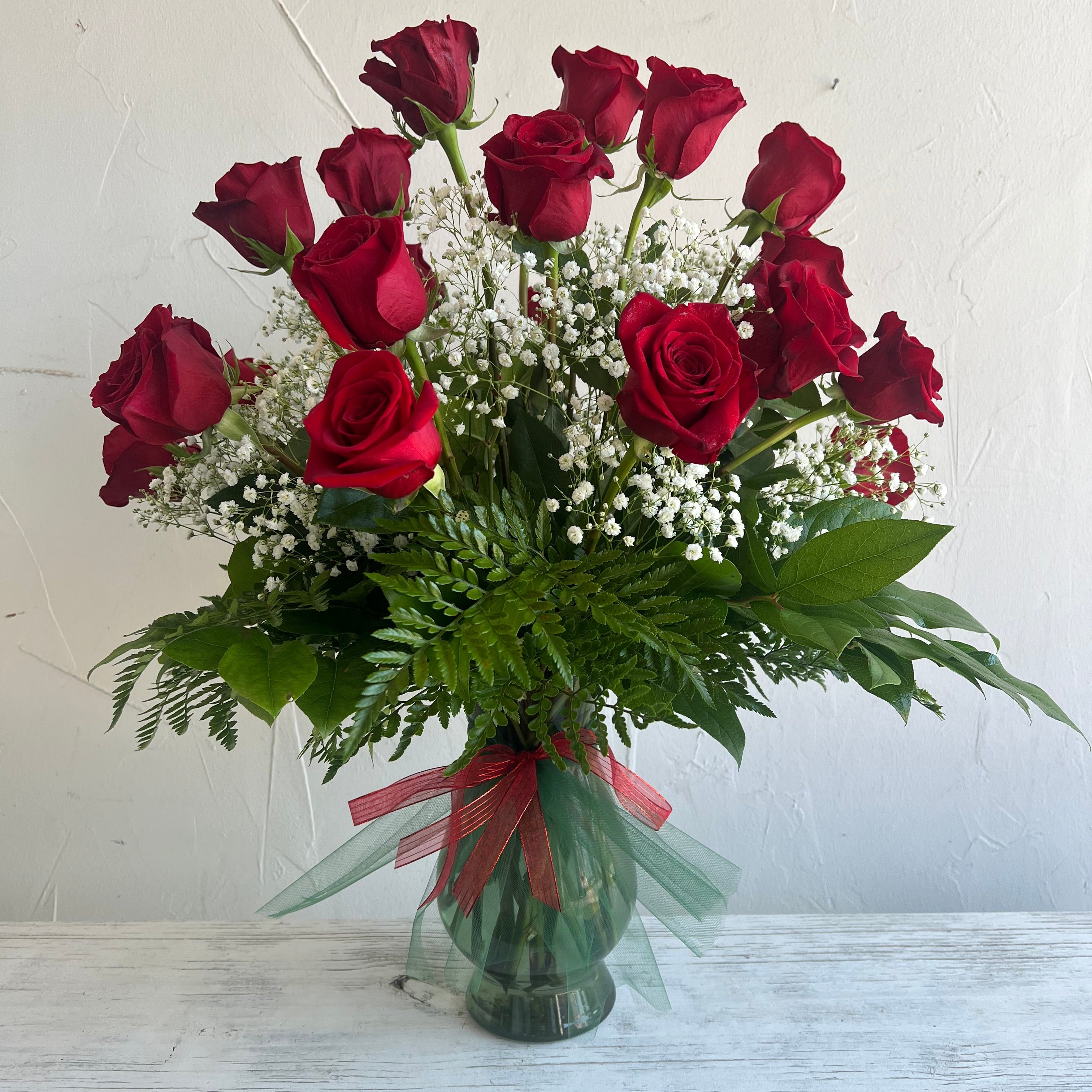 The Classic Rose Bouquet - 1 Dozen